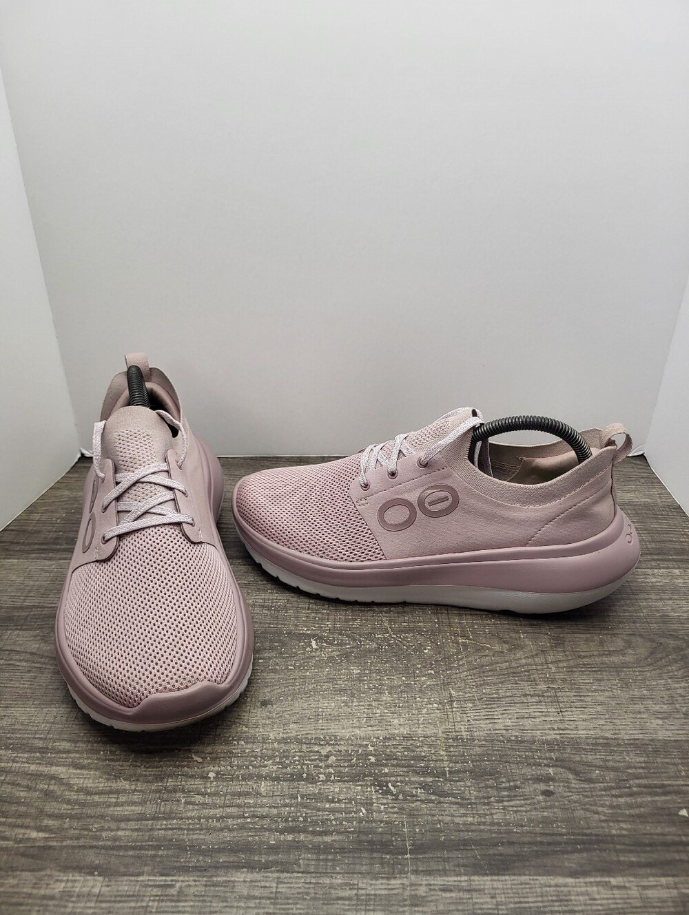 Oofos Oomy Strid Recovery Sneakers Stardust Women's Size 9.5